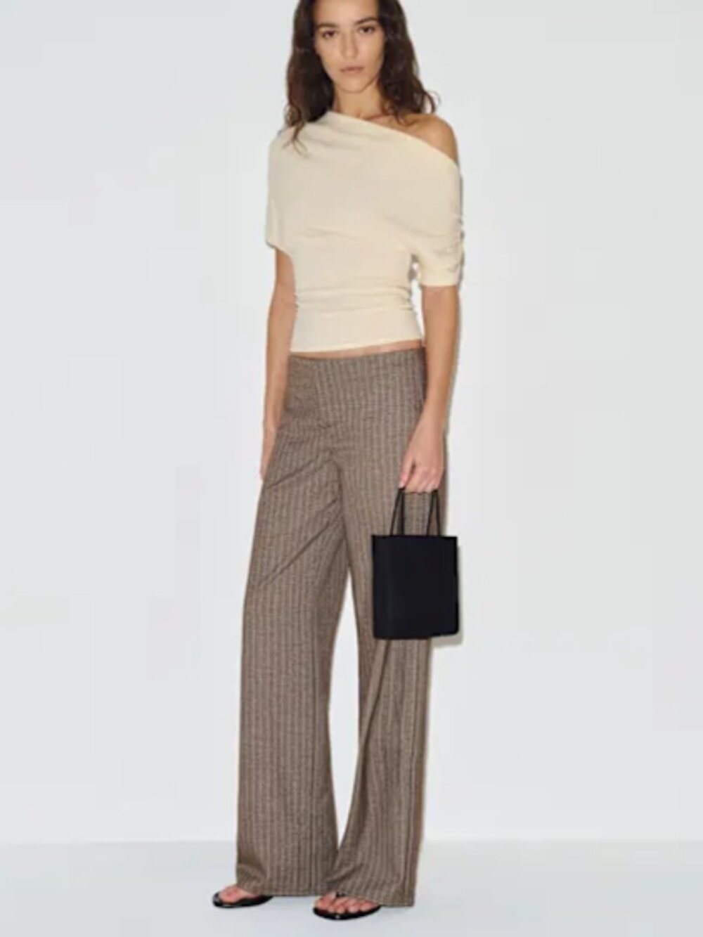Reformation Pin stripe Brown pant